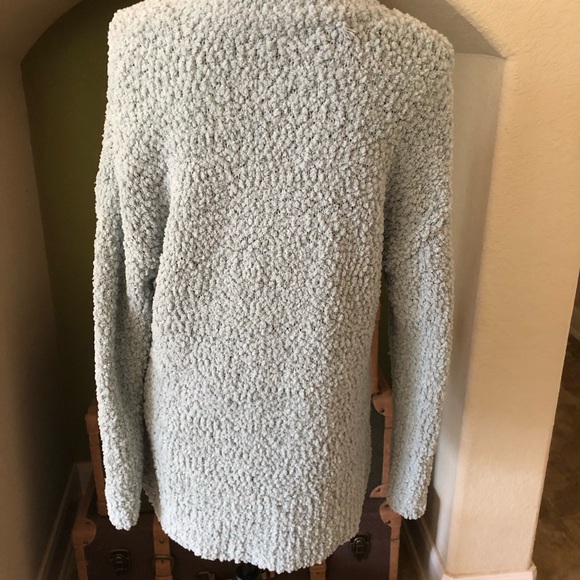 Sweater - Picture 2 of 3